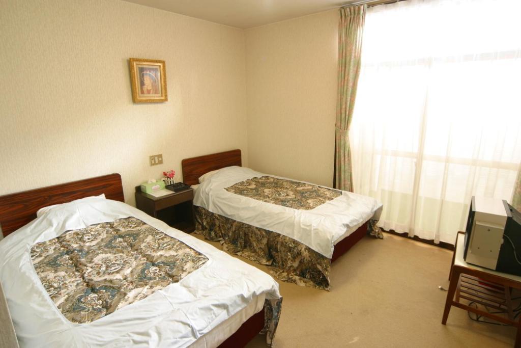 Hotel New Bernina Nagano Rum bild
